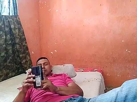 Sirius 5 online show from October 2025 05:33:01 PM