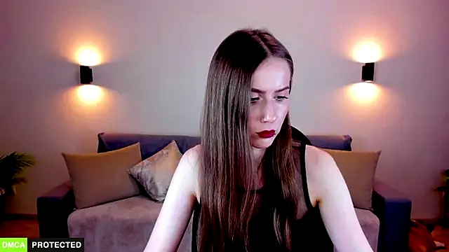 TheWoman   online show from March 2026 06:58:02 PM