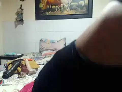 RobertaHott online show from October 2025 08:41:01 PM