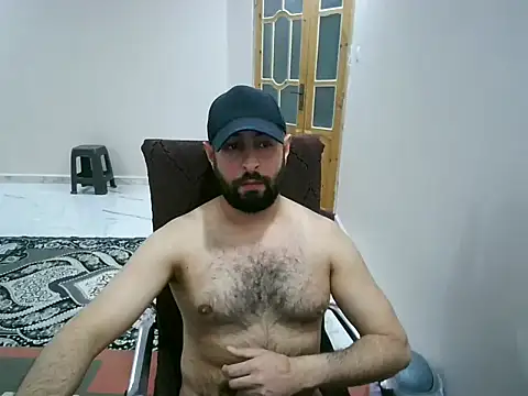 Snapshot of Billo-Maxx chatting on February 2026 11:35:01 PM Billo-Maxx online show from February 2026 11:35:01 PM