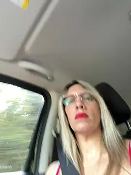 Snapshot of Gatitacarlita chatting on January 2025 06:21:01 PM Gatitacarlita online show from January 2025 06:21:01 PM