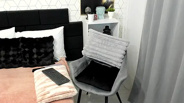 Heidix online show from March 2025 05:00:02 AM