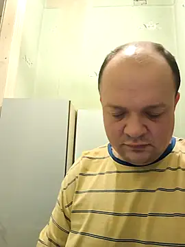 Snapshot of Dimka132 chatting on December 2025 09:16:02 AM Dimka132 online show from December 2025 09:16:02 AM