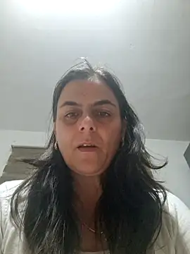 IsabelleCraft online show from October 2025 08:29:02 PM