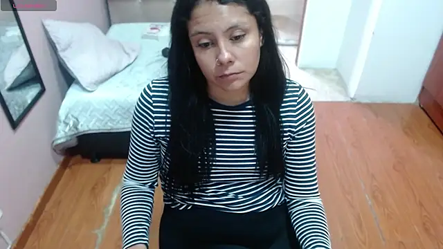 Snapshot of valevicious chatting on January 2025 07:16:01 PM valevicious online show from January 2025 07:16:01 PM