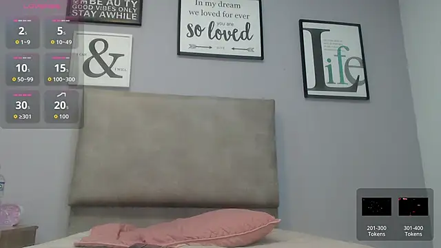 Snapshot of valevicious chatting on September 2025 08:42:01 PM valevicious online show from September 2025 08:42:01 PM