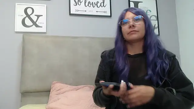 Snapshot of valevicious chatting on September 2025 03:48:01 PM valevicious online show from September 2025 03:48:01 PM