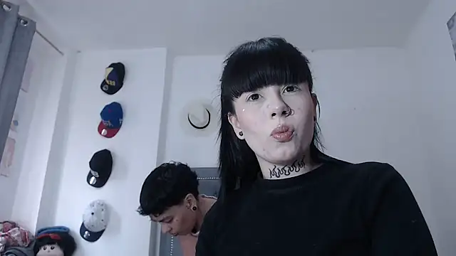 dulce maria x online show from September 2025 11:48:01 AM