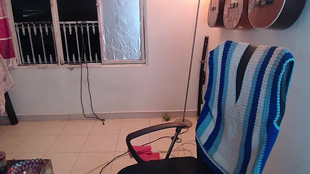 Smoke trip Alicia online show from October 2025 03:29:02 AM