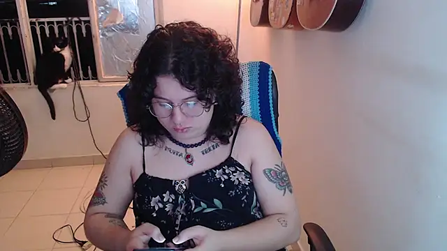 Smoke trip Alicia online show from December 2025 10:10:02 AM