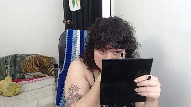 Smoke trip Alicia online show from February 2026 03:05:02 PM