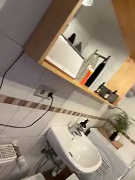 Snapshot of Jayjay1999x chatting on January 2025 01:30:01 PM Jayjay1999x online show from January 2025 01:30:01 PM