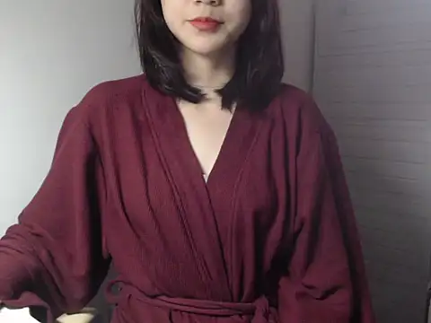 Snapshot of Bigg_Pussyy_Catt chatting on December 2024 04:45:01 AM Bigg Pussyy Catt online show from December 2024 04:45:01 AM