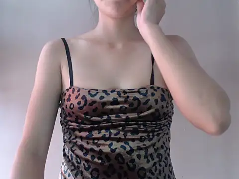 Snapshot of Bigg_Pussyy_Catt chatting on October 2025 07:39:01 AM Bigg Pussyy Catt online show from October 2025 07:39:01 AM