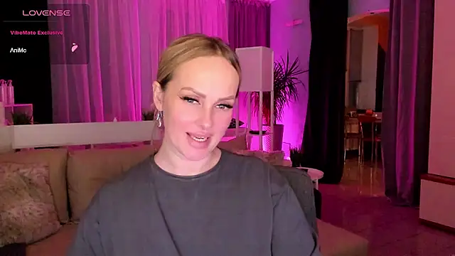 Libby Nora online show from December 2024 05:44:01 PM