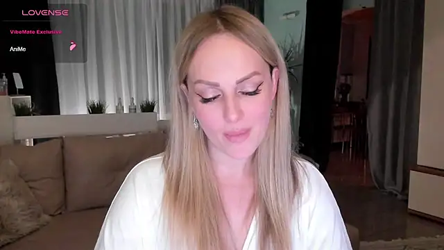 Libby Nora online show from December 2024 01:51:02 PM