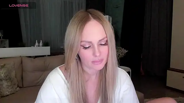 Libby Nora online show from February 2025 03:16:01 PM