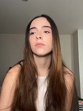 swrennn19 online show from December 2024 07:04:02 PM