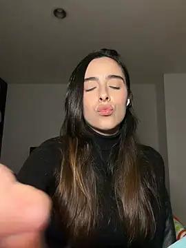 swrennn19 online show from February 2026 12:29:02 AM