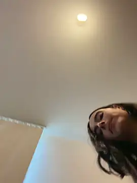 swrennn19 online show from April 2026 09:34:01 PM