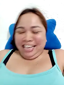 XXLorie 02 online show from October 2025 03:17:01 AM