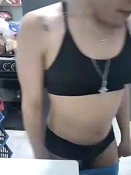 LUNAdeMARTE online show from December 2024 03:47:02 AM