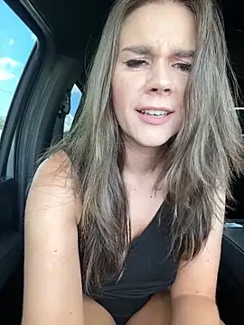 Snapshot of MaggyMayI chatting on October 2025 04:13:02 PM MaggyMayI online show from October 2025 04:13:02 PM