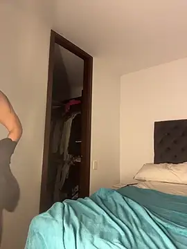 Snapshot of kamivolkano chatting on November 2025 12:03:02 AM kamivolkano online show from November 2025 12:03:02 AM