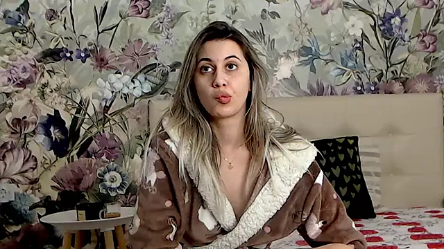 RoseDiamond06 online show from March 2025 07:06:02 PM