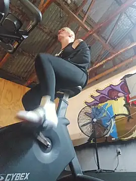 PinkTheHawk online show from October 2025 03:41:02 AM