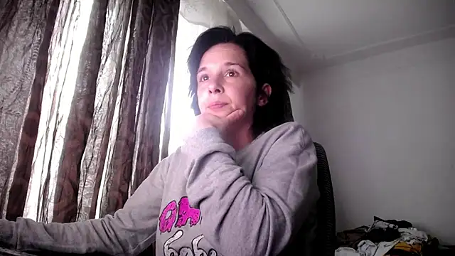 SexxyLety online show from May 2026 12:01:01 PM