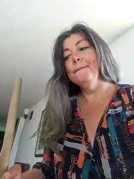 emma tour online show from December 2024 03:15:01 PM