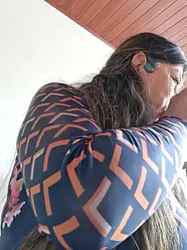 emma tour online show from February 2025 08:57:01 PM