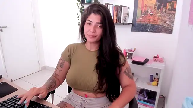 TaliMajesty online show from February 2025 02:43:01 PM