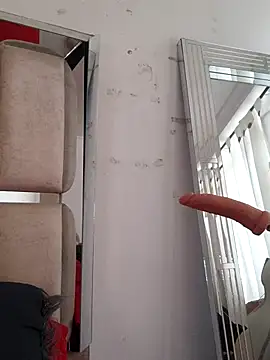 chelaqueen  online show from December 2025 04:35:01 PM