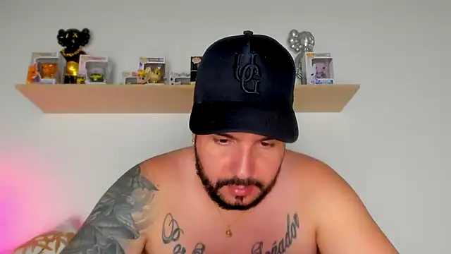 camilo restrepo21 online show from January 2026 03:22:02 AM