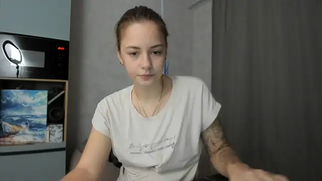 why again me online show from November 2025 05:57:01 PM