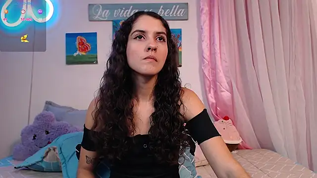 Snapshot of lailypink chatting on December 2024 02:31:02 AM lailypink online show from December 2024 02:31:02 AM