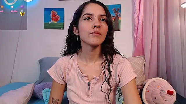 Snapshot of lailypink chatting on January 2025 01:47:01 AM lailypink online show from January 2025 01:47:01 AM