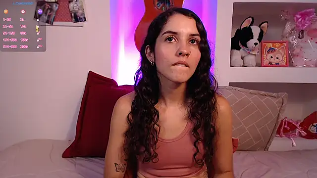 Snapshot of lailypink chatting on February 2025 03:12:01 AM lailypink online show from February 2025 03:12:01 AM