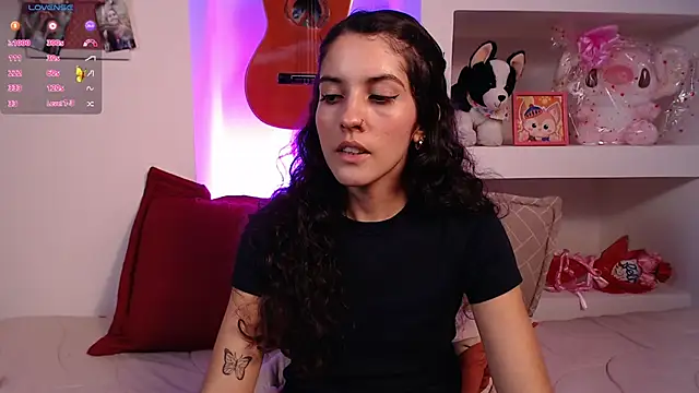 Snapshot of lailypink chatting on February 2025 02:51:02 AM lailypink online show from February 2025 02:51:02 AM