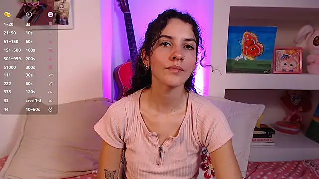 Snapshot of lailypink chatting on September 2025 01:40:02 AM lailypink online show from September 2025 01:40:02 AM