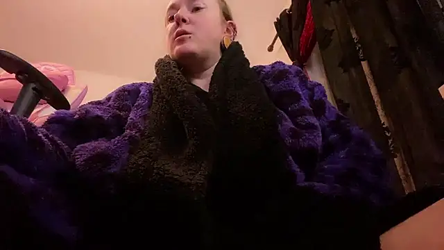 kisicaxx online show from January 2026 10:00:02 PM