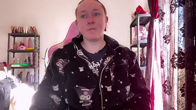 kisicaxx online show from February 2026 07:59:02 AM