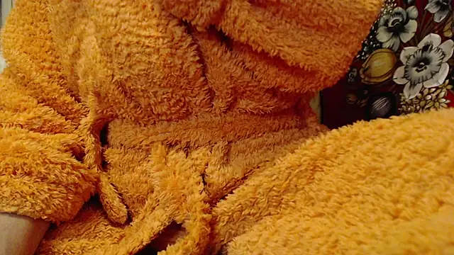 Snapshot of larawet chatting on February 2025 06:16:01 PM larawet online show from February 2025 06:16:01 PM