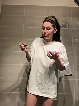 IrisBlues online show from April 2026 03:48:02 PM