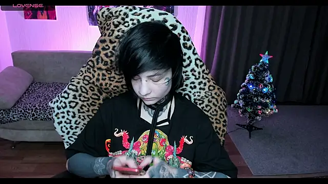 acid trip1l online show from December 2024 07:32:02 PM