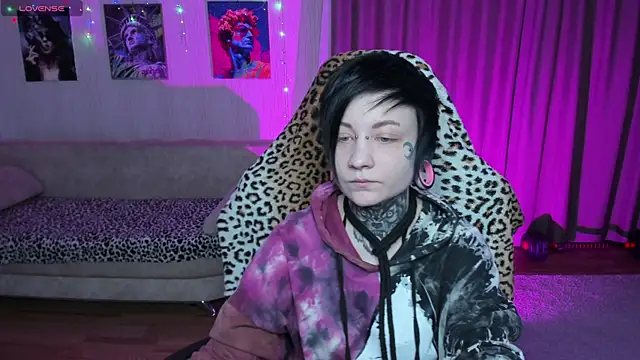 acid trip1l online show from February 2025 07:28:02 PM