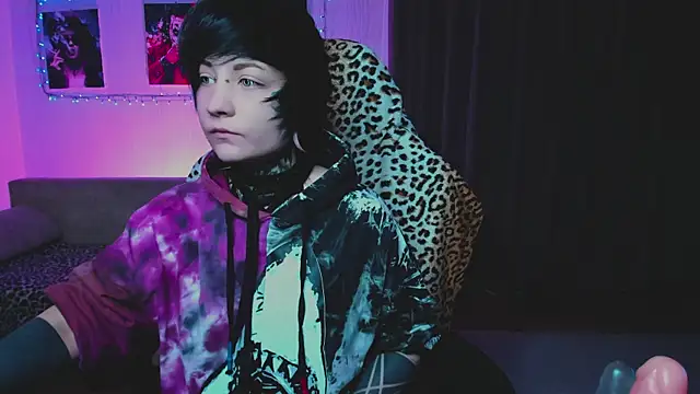 acid trip1l online show from September 2025 08:21:01 PM