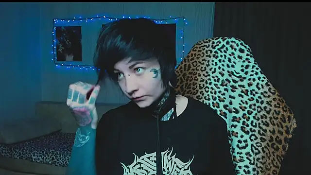 acid trip1l online show from October 2025 09:01:01 PM